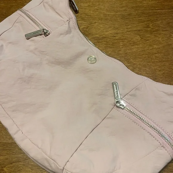 Lululemon Athletica Pink Haze Slouchy Shoulder Bag - Picture 9 of 12